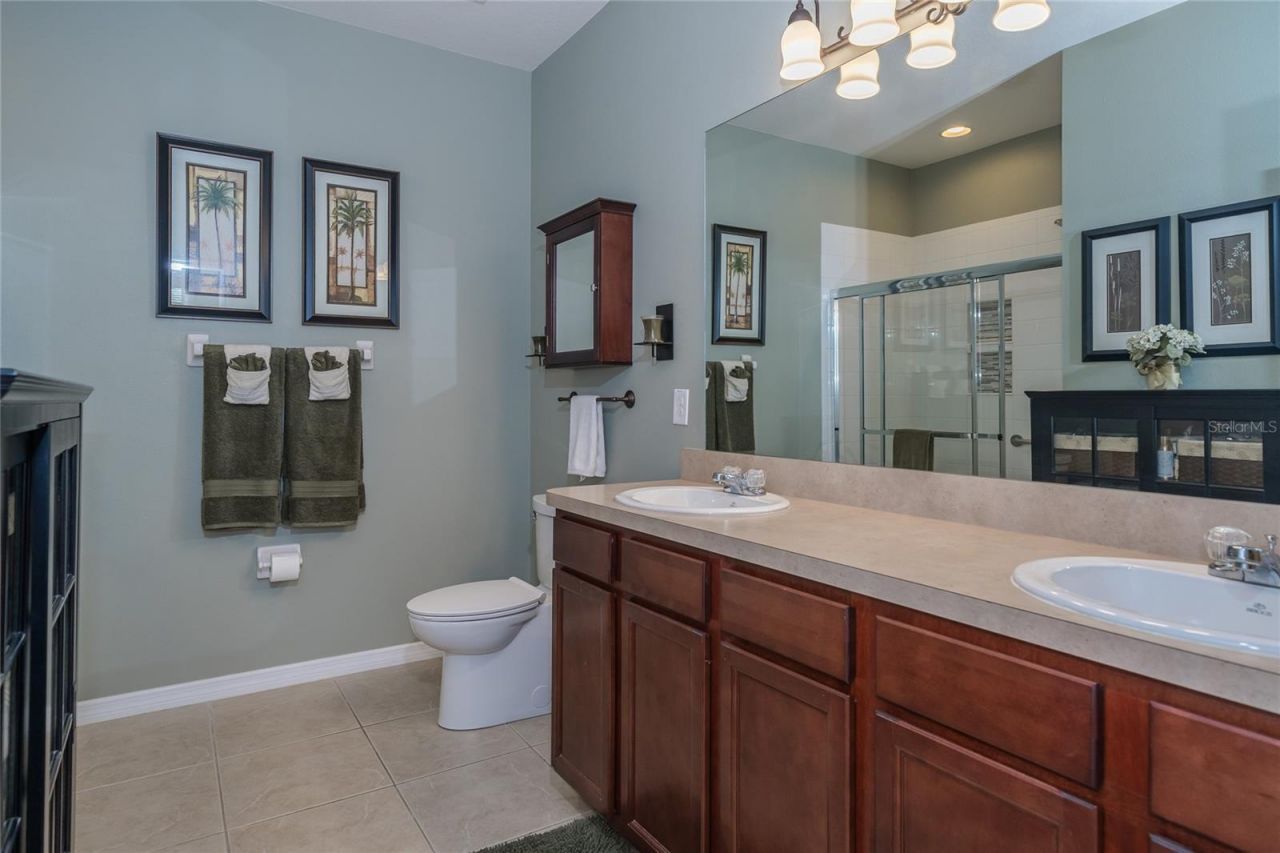 12205 Fairlawn Drive , Riverview, FL 33579 Photo