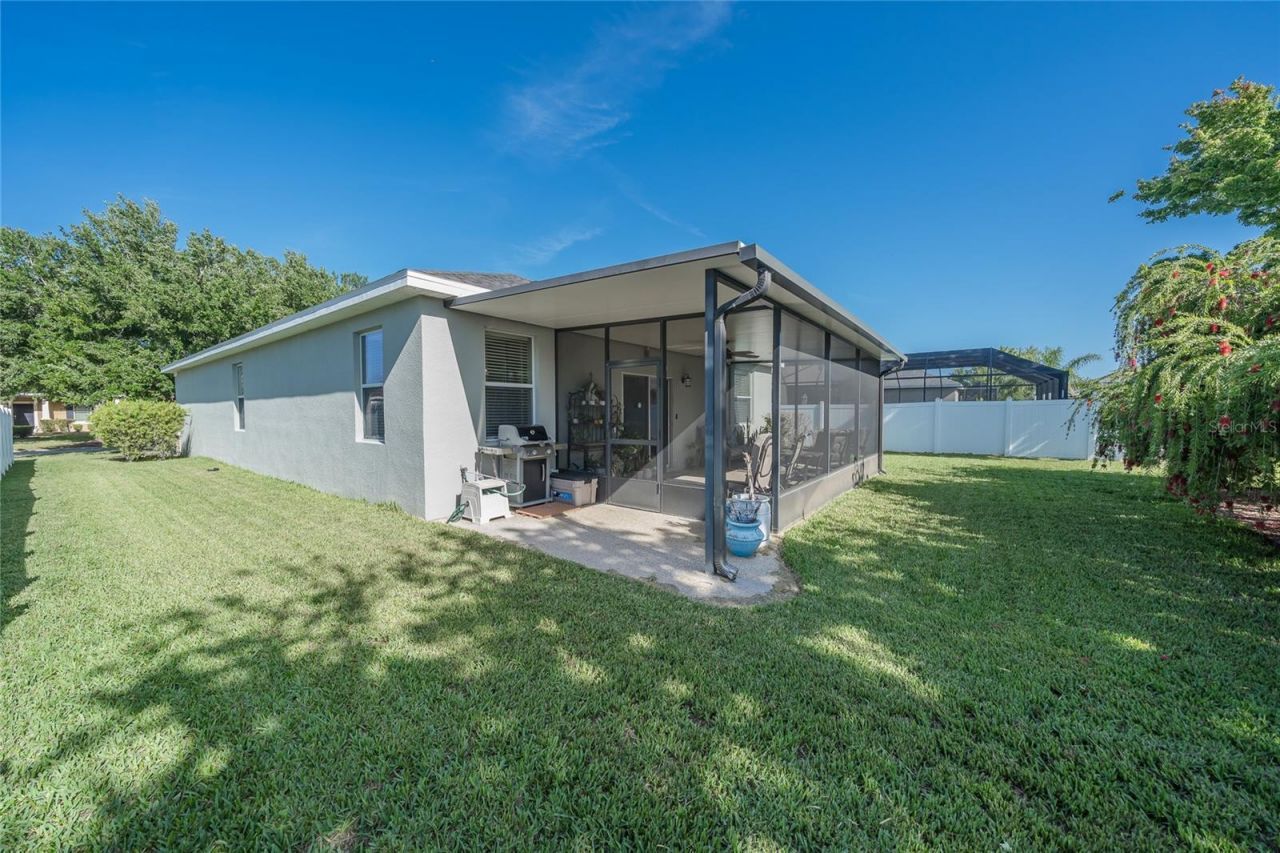 12205 Fairlawn Drive , Riverview, FL 33579 Photo