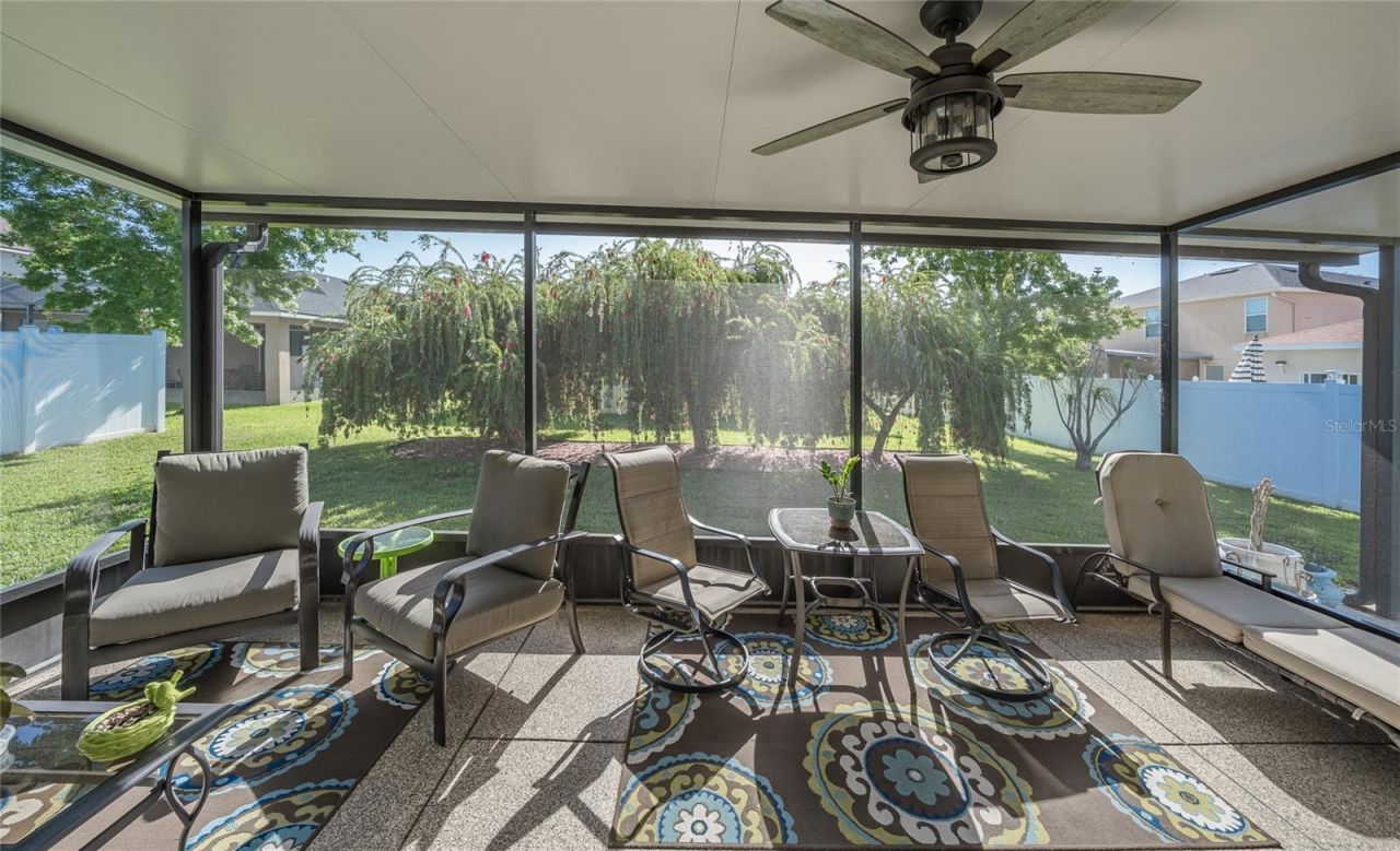 12205 Fairlawn Drive , Riverview, FL 33579 Photo