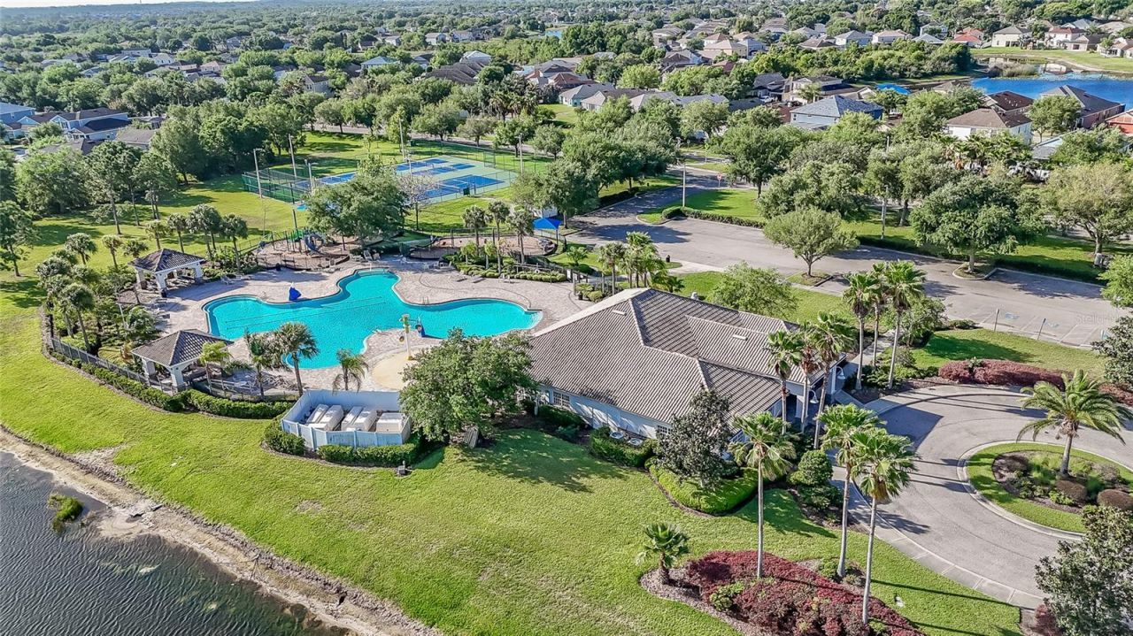 12205 Fairlawn Drive , Riverview, FL 33579 Photo