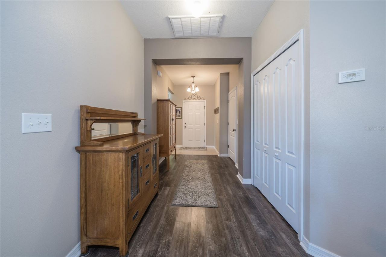 12205 Fairlawn Drive , Riverview, FL 33579 Photo