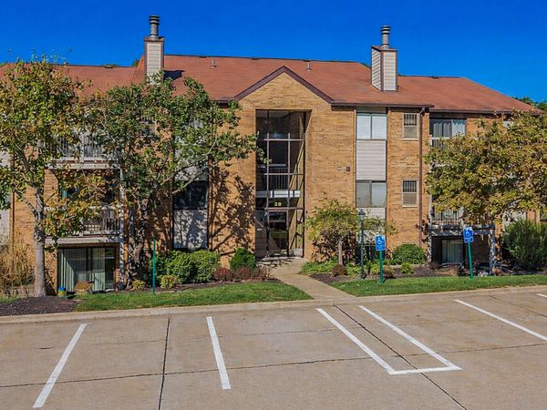 20 Woodland Hills Drive, Unit 10, Southgate, KY 41071