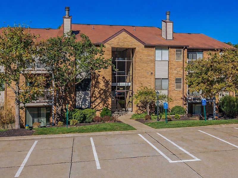 20 Woodland Hills Drive, Unit 10, Southgate, KY 41071 Photo 1