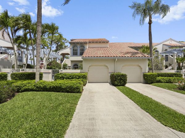 301 S Ryder Cup Cir S, Unit 301, Palm Beach Gardens, FL 33418