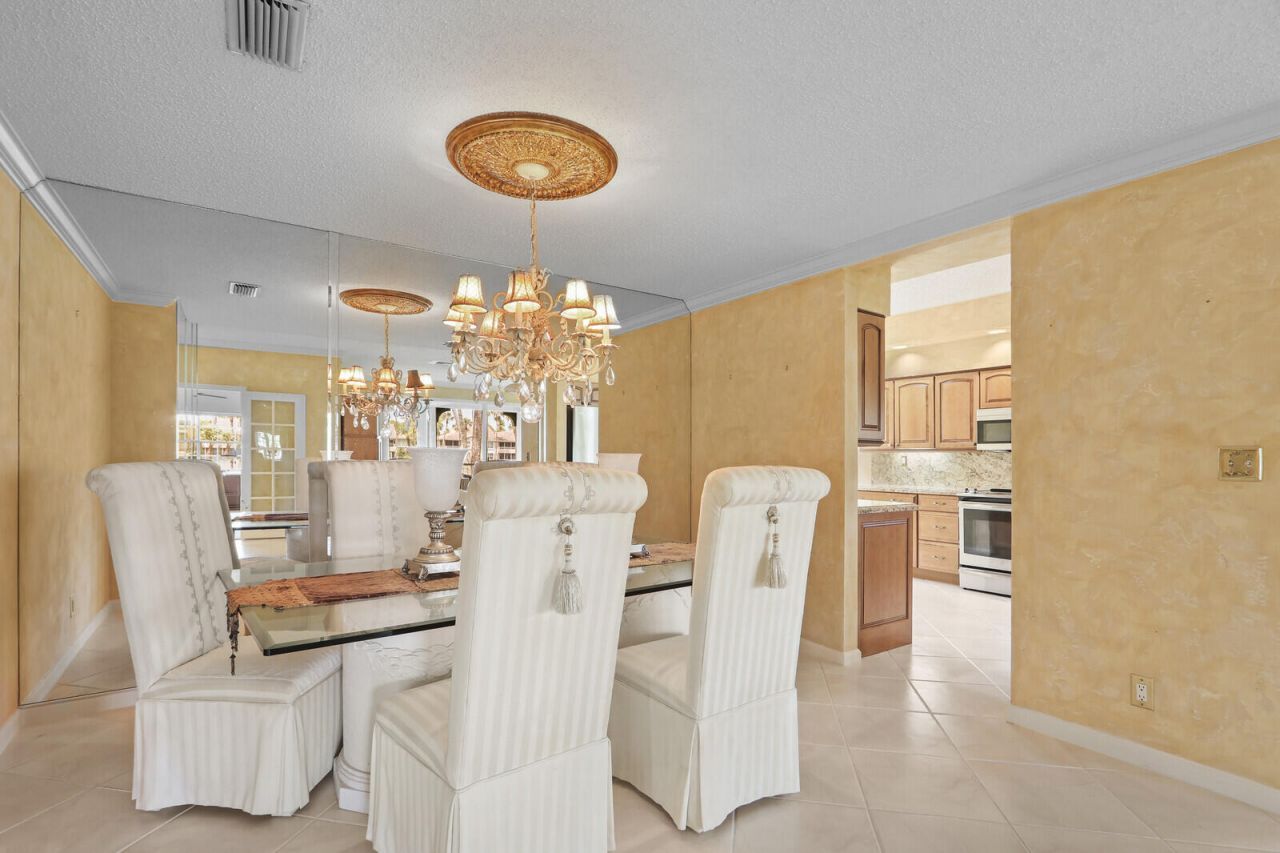 301 S Ryder Cup Cir S, Unit 301, Palm Beach Gardens, FL 33418 Photo