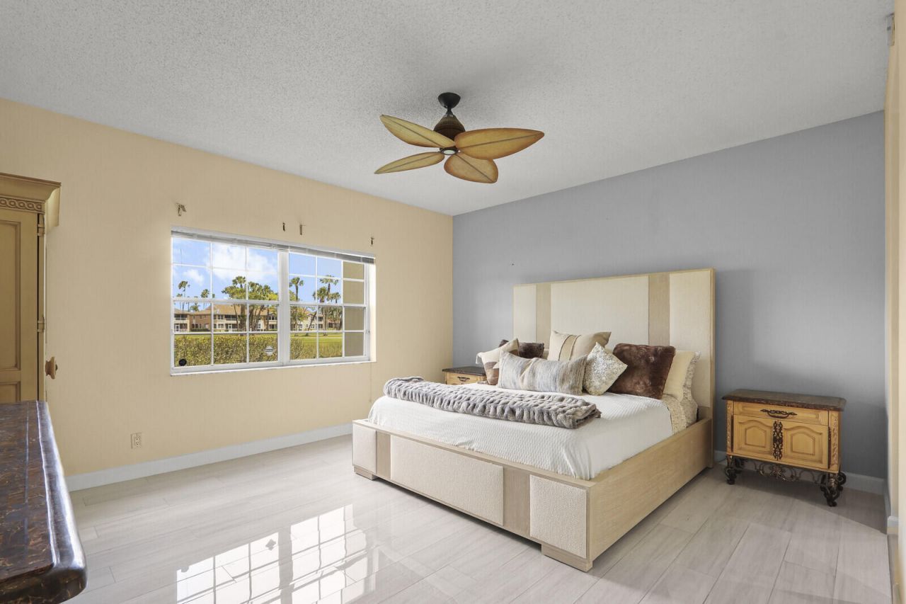 301 S Ryder Cup Cir S, Unit 301, Palm Beach Gardens, FL 33418 Photo