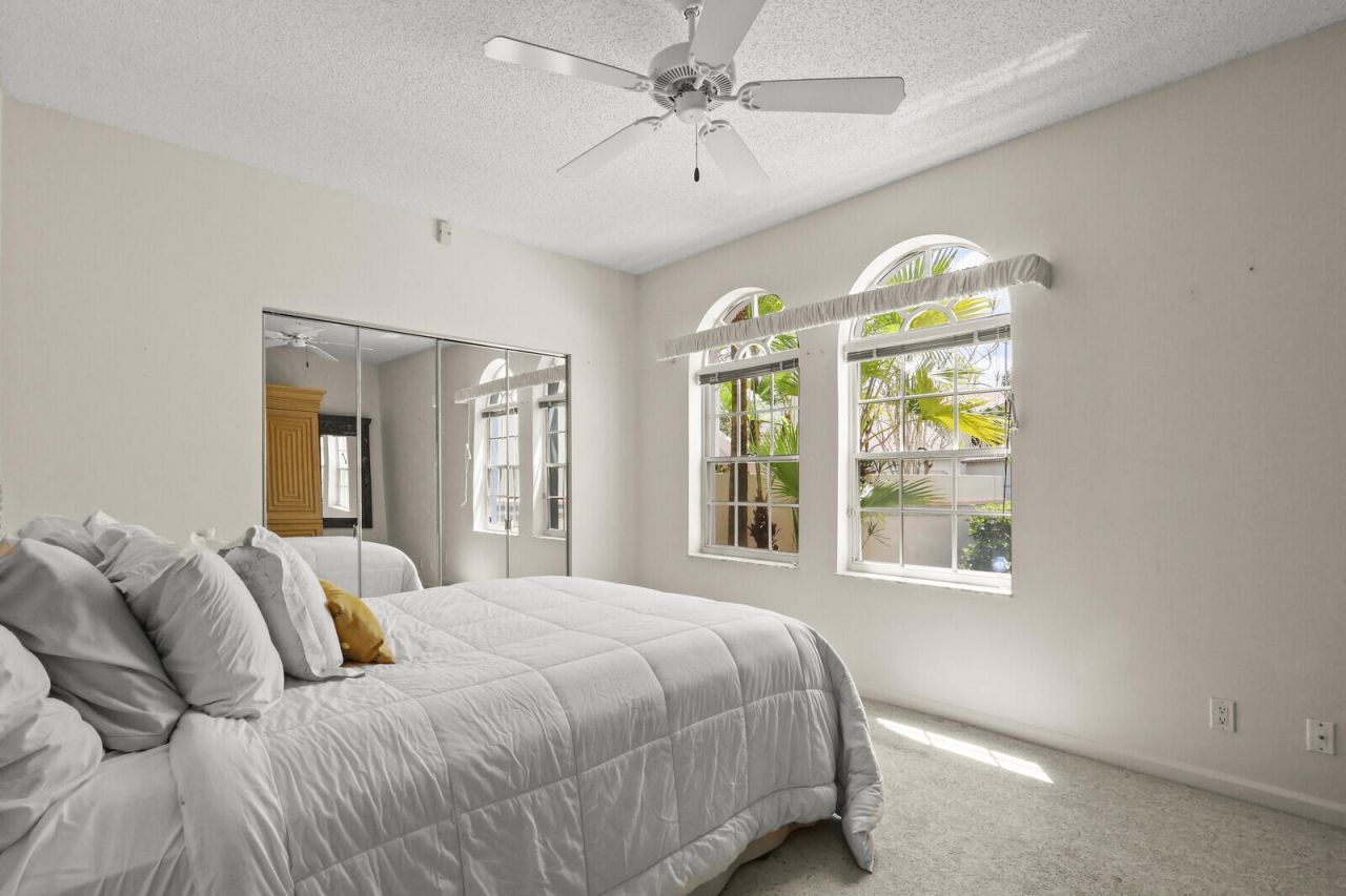 301 S Ryder Cup Cir S, Unit 301, Palm Beach Gardens, FL 33418 Photo