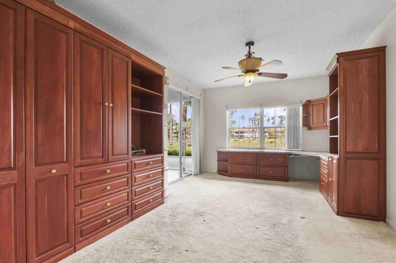 301 S Ryder Cup Cir S, Unit 301, Palm Beach Gardens, FL 33418 Photo