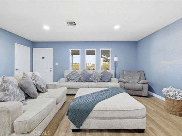 1032 S Farragut Avenue, Ridgecrest, CA 93555