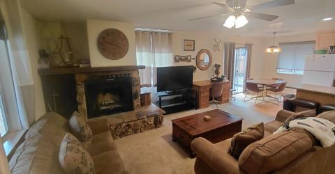1622 Atroari St, South Lake Tahoe, CA 96150 Photo