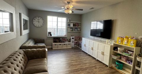 8026 Prairie Hawk Way, Sacramento, CA 95829 Photo