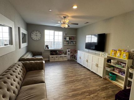 8026 Prairie Hawk Way, Sacramento, CA 95829 Photo