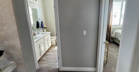 8026 Prairie Hawk Way, Sacramento, CA 95829 Photo