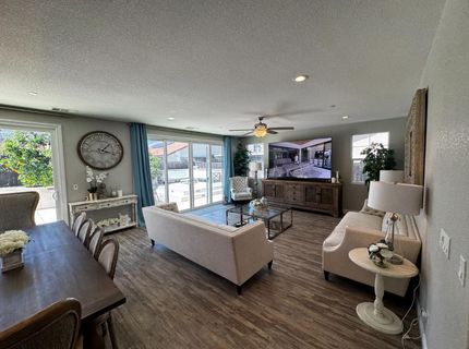 8026 Prairie Hawk Way, Sacramento, CA 95829 Photo