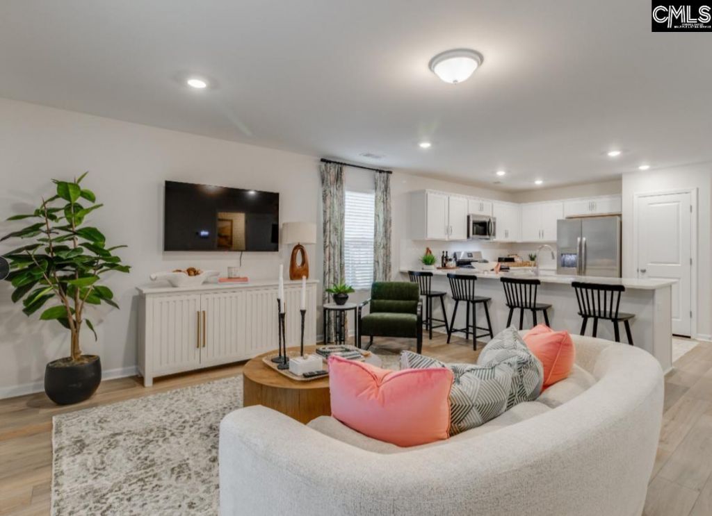 884 Lodgepole Lane Photo 4