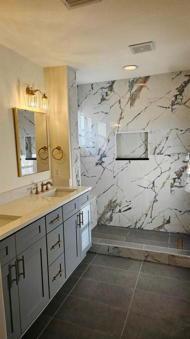 4501 Arizona Sun Court , Valrico, FL 33594 Photo