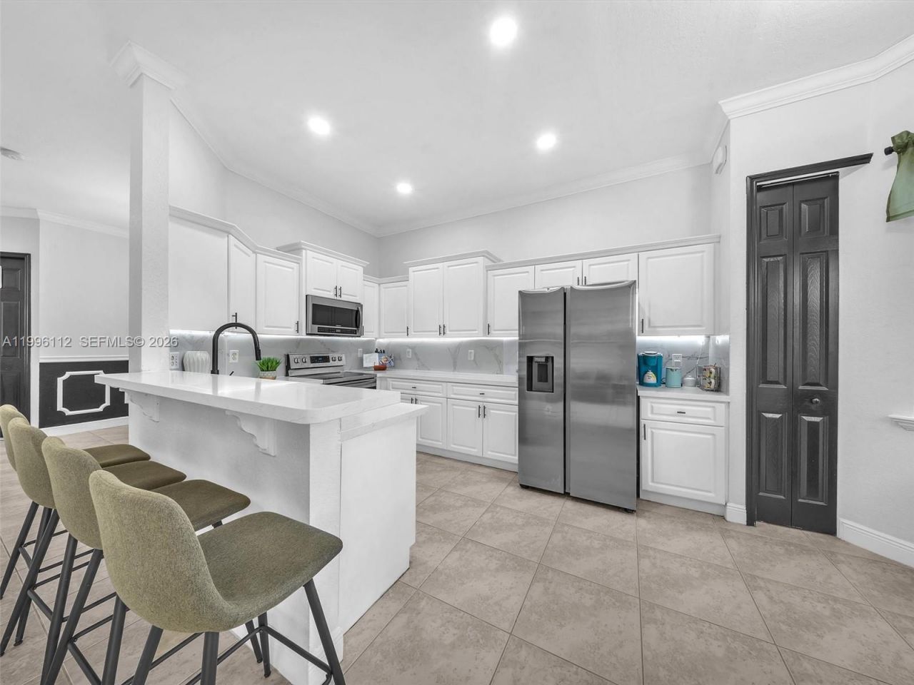 20673 NE 10th Path, Miami, FL 33179 Photo