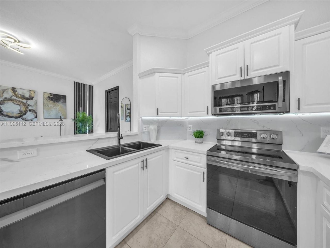 20673 NE 10th Path, Miami, FL 33179 Photo