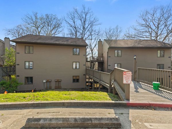 9590 S Lake Ridge Drive , Bloomington, IN 47401