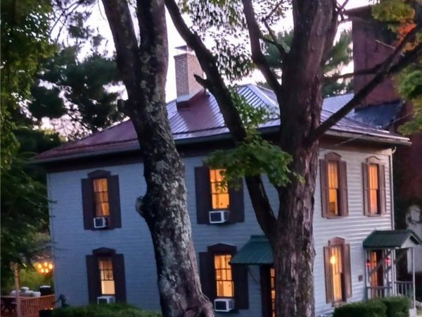 108 E Main Street, Deersville, OH 44693