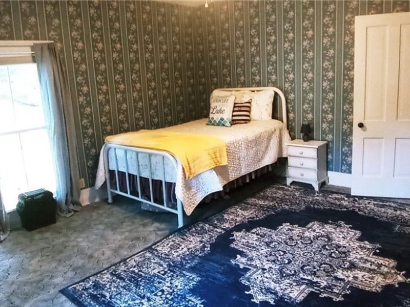 108 E Main Street, Deersville, OH 44693 Photo 24