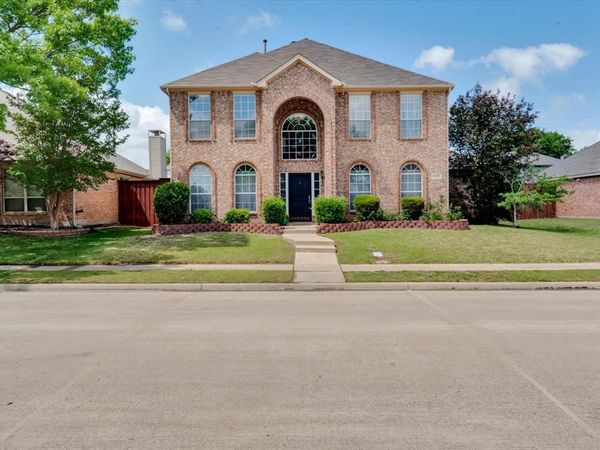 2071 Sunset Lane, Lewisville, TX 75067