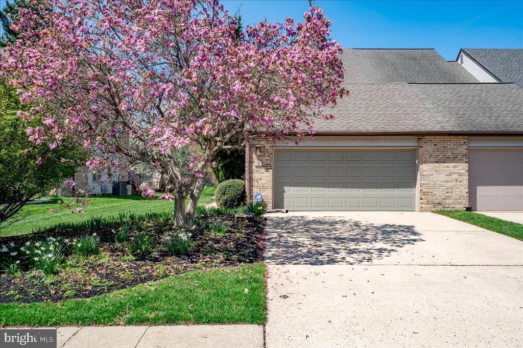 5 Steeplechase Road, Wilmington, DE 19808 Main Photo