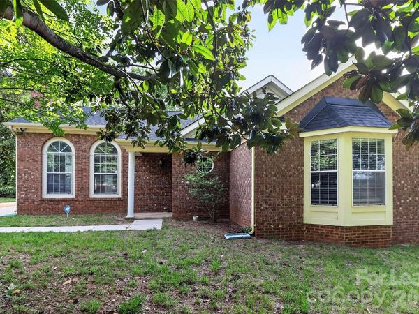 900 Gretna Green Drive, Charlotte, NC 28217