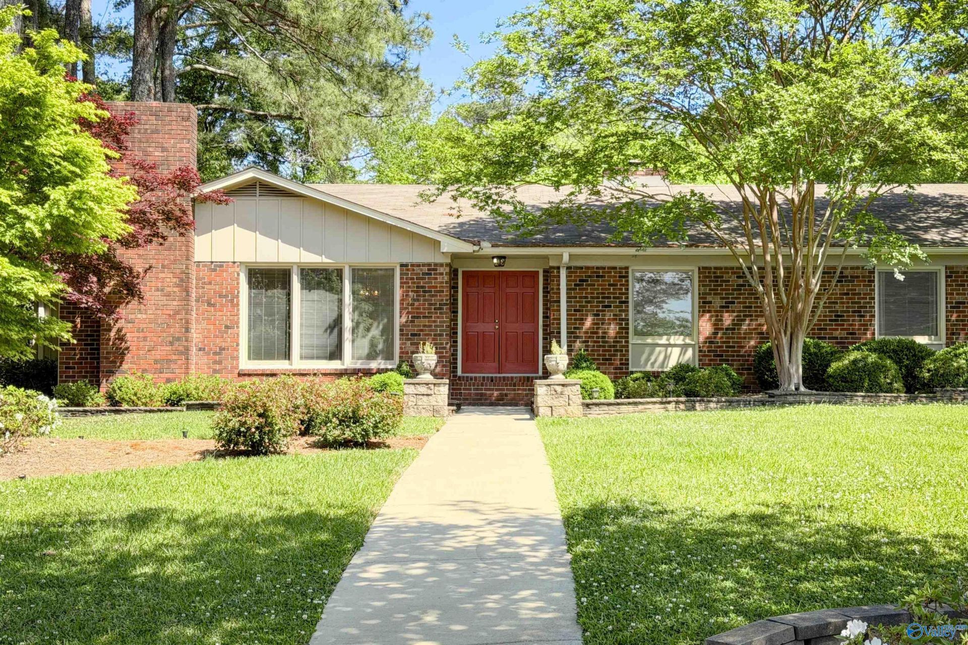 2804 Peabody Circle Se, Decatur, AL 35603 Main Photo