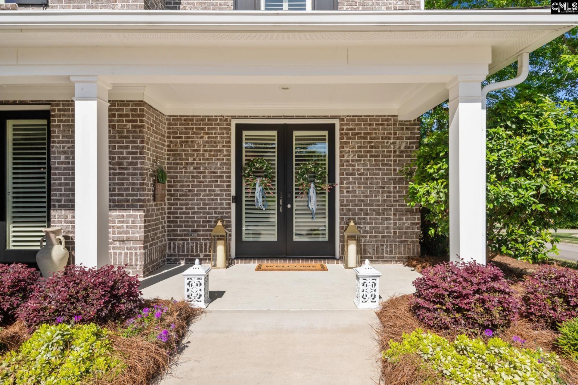 100 Lady Kathryns Court  Photo 5