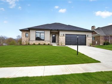 3953 Jacob Hills Court, Bellbrook, OH 45305