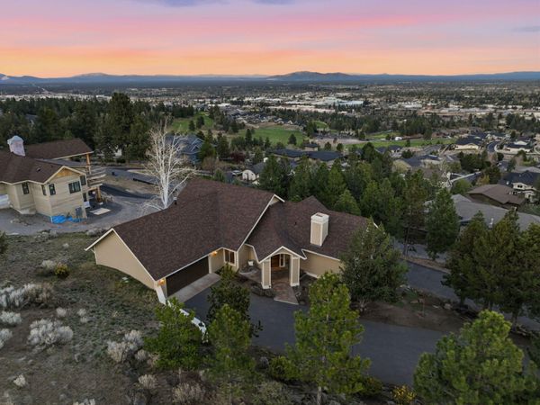 2393 NW Wyeth Place, Bend, OR 97703