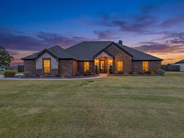 2824 Mallard Drive , Greenville, TX 75402