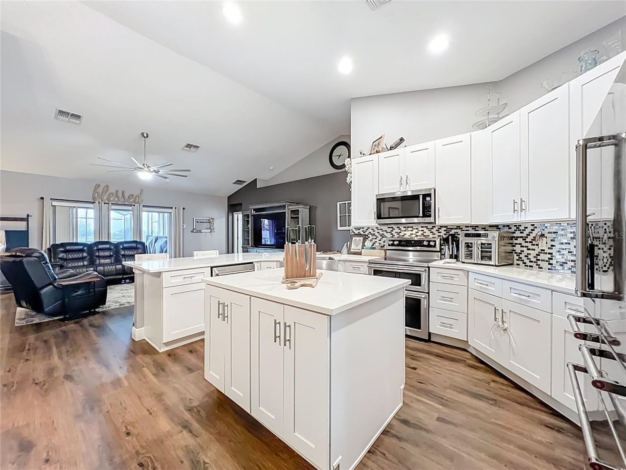 135 Blackstone Creek Rd, Groveland, FL 34736 Photo