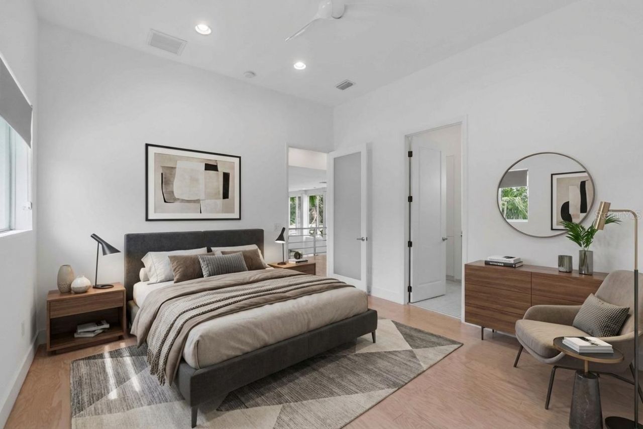 1751 Hawthorne Street, Sarasota, FL 34239 Photo