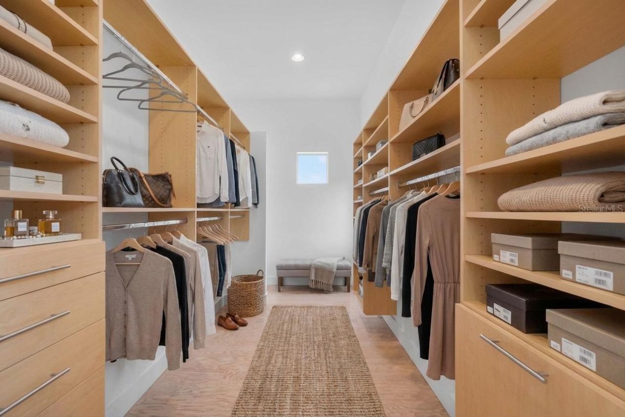 1751 Hawthorne Street, Sarasota, FL 34239 Photo