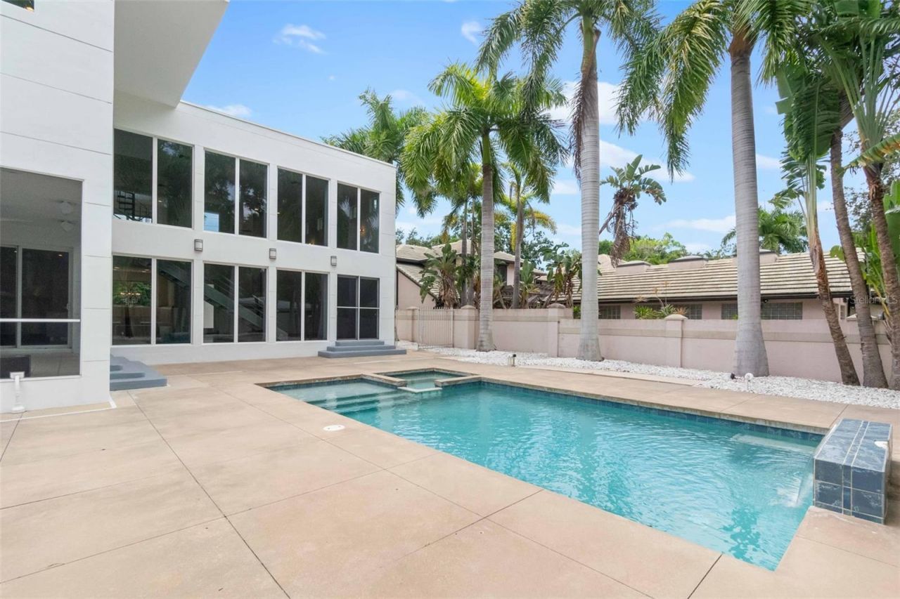 1751 Hawthorne Street, Sarasota, FL 34239 Photo