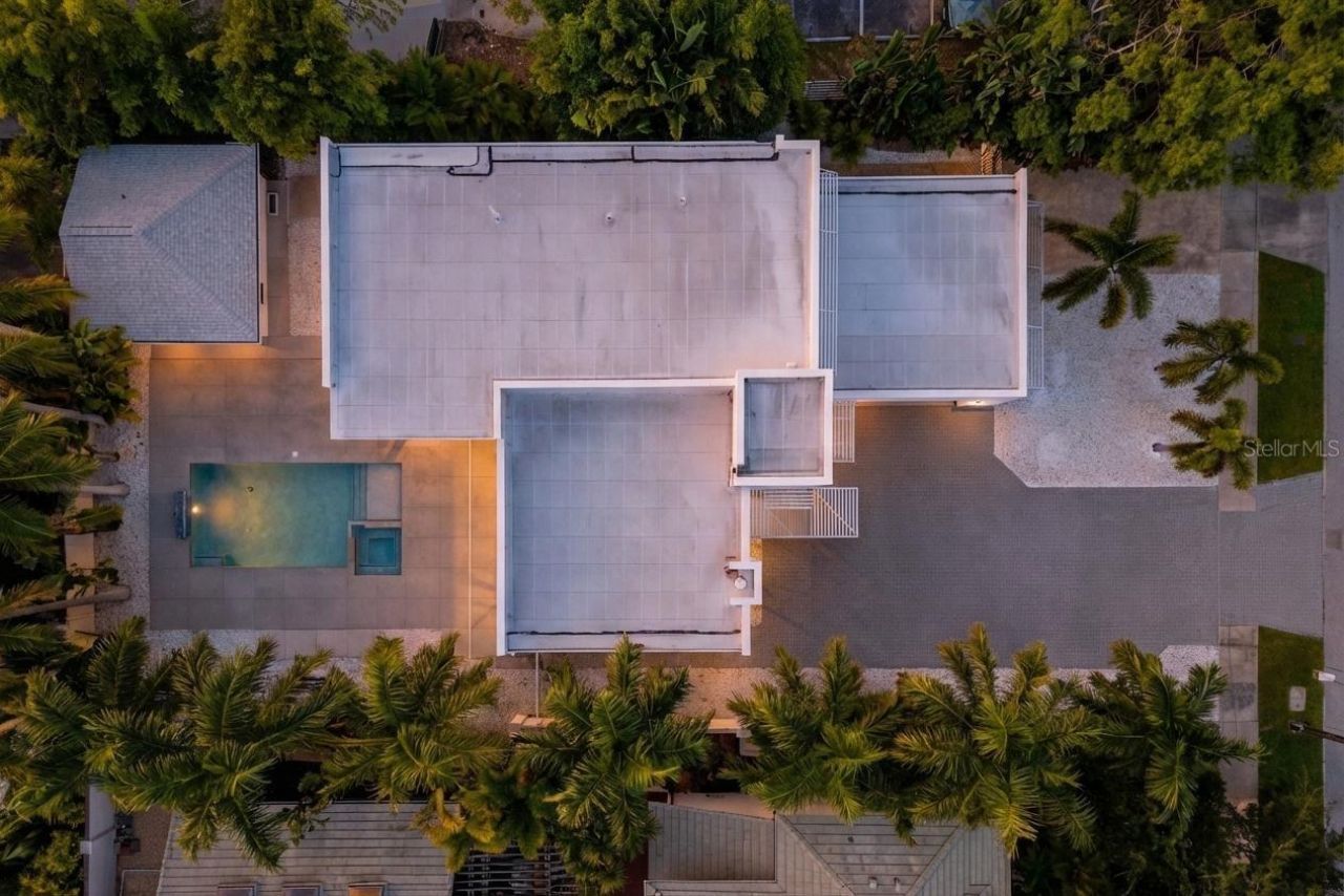 1751 Hawthorne Street, Sarasota, FL 34239 Photo