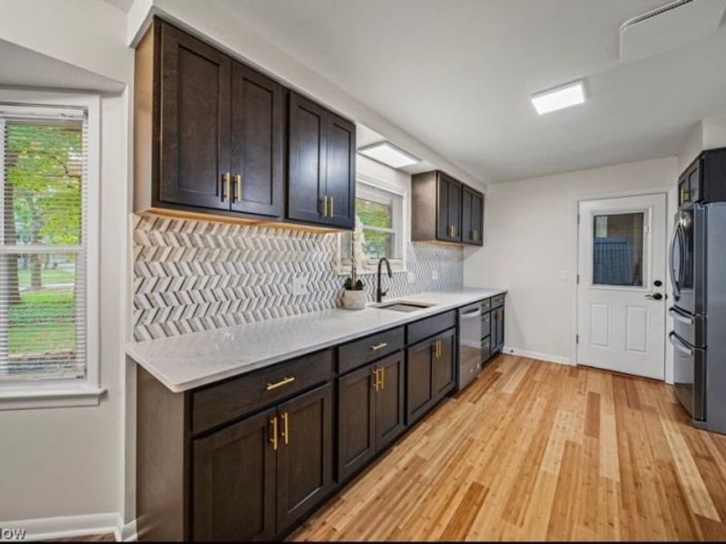 1066 Eastlawn Drive, Highland Heights, OH 44143 Photo 7