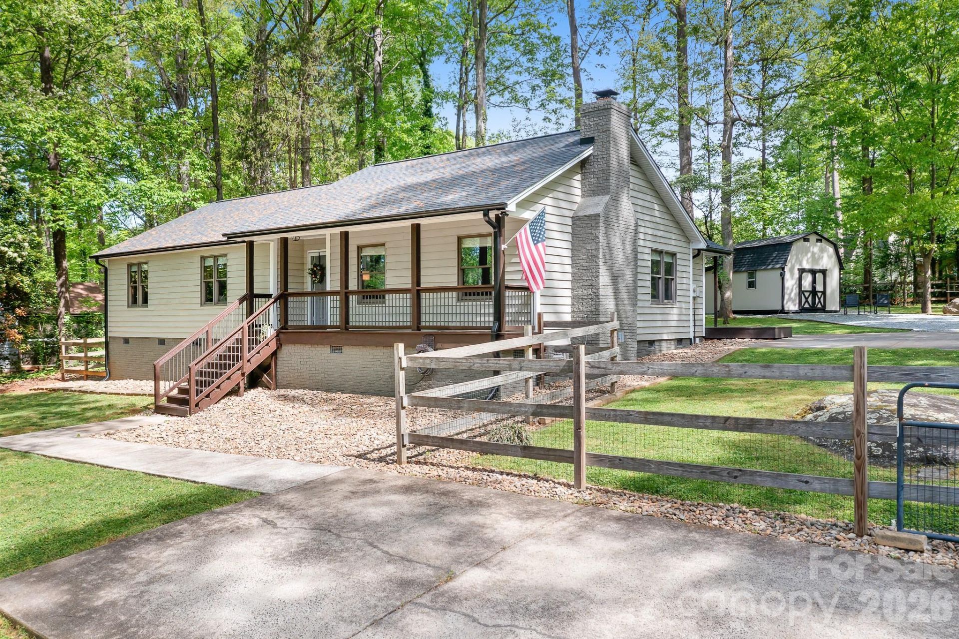 204 Nottingham Drive, Huntersville, NC 28078 Main Photo