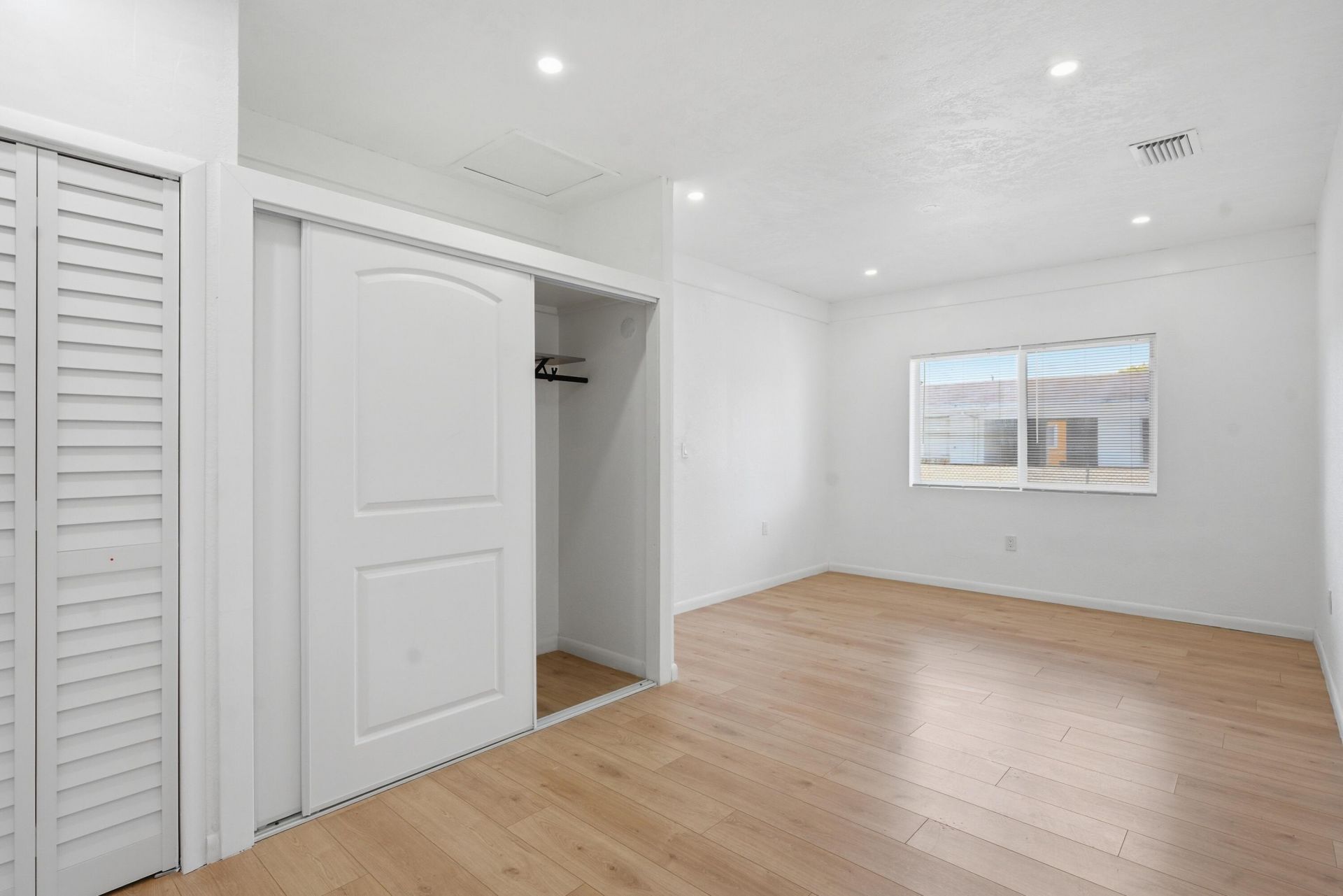 340 SW 11th Avenue, Unit 2a, Hallandale Beach, FL 33009 Photo