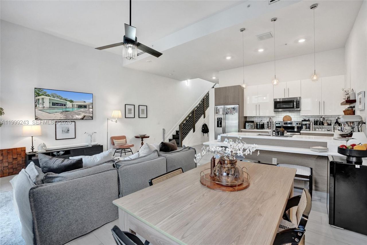 4373 NW 9th St, Plantation, FL 33317 Photo