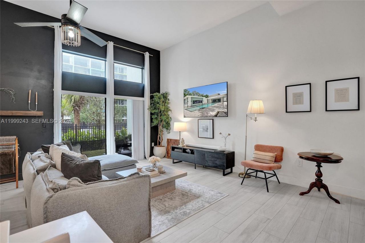 4373 NW 9th St, Plantation, FL 33317 Photo