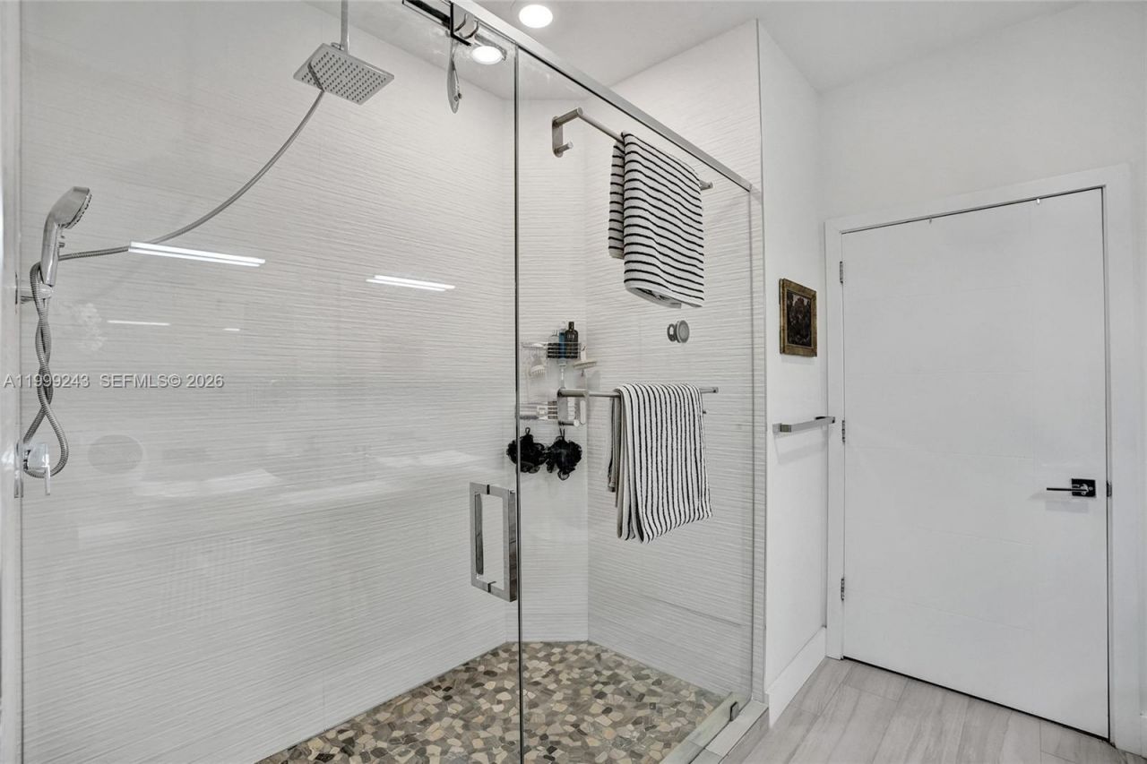 4373 NW 9th St, Plantation, FL 33317 Photo