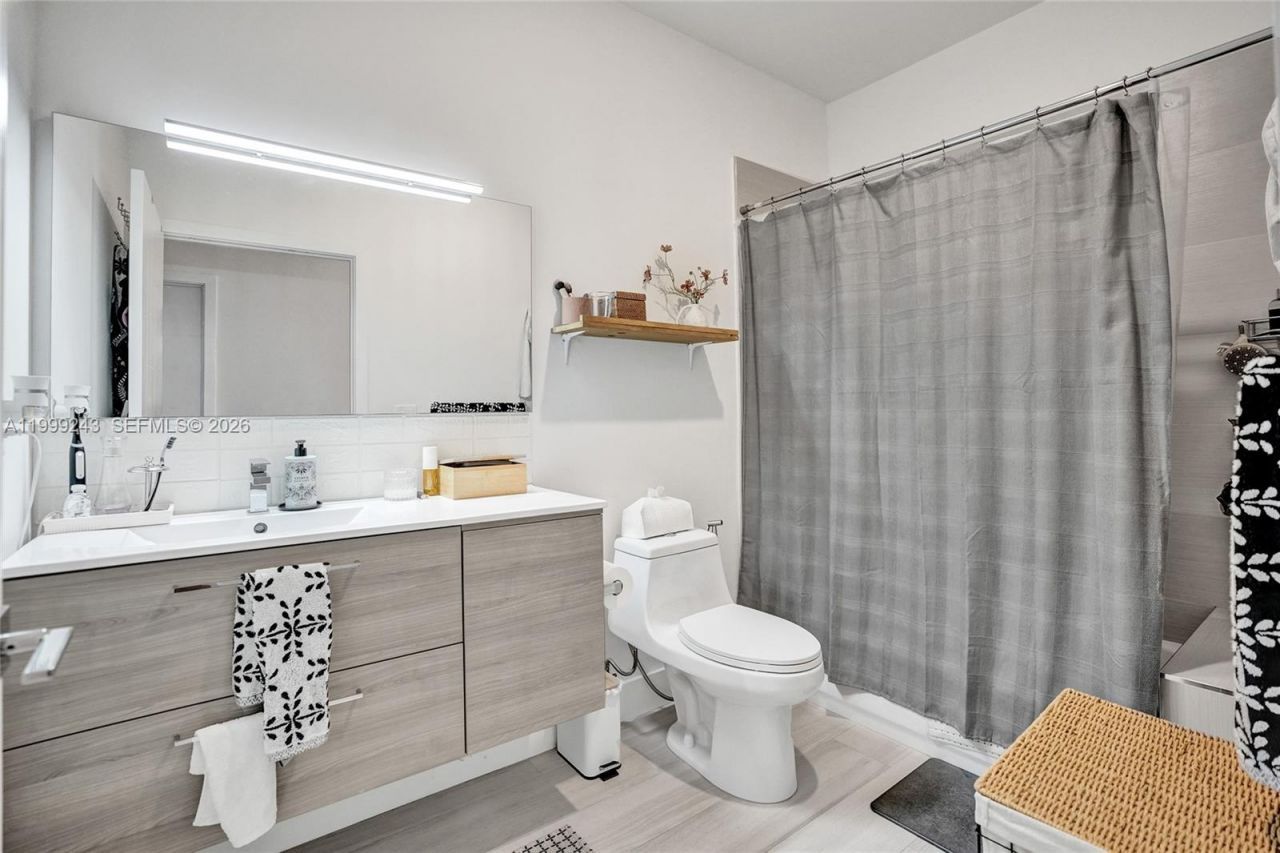 4373 NW 9th St, Plantation, FL 33317 Photo