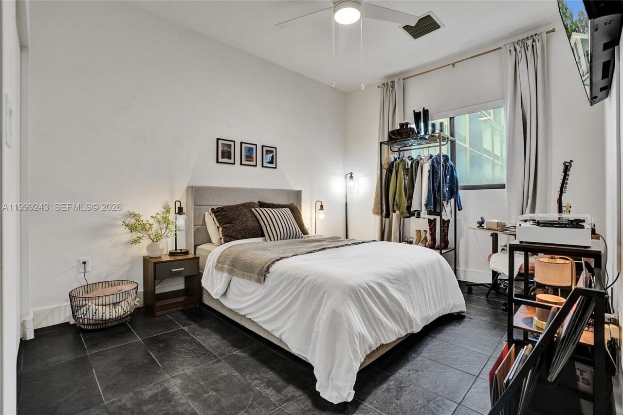 4373 NW 9th St, Plantation, FL 33317 Photo