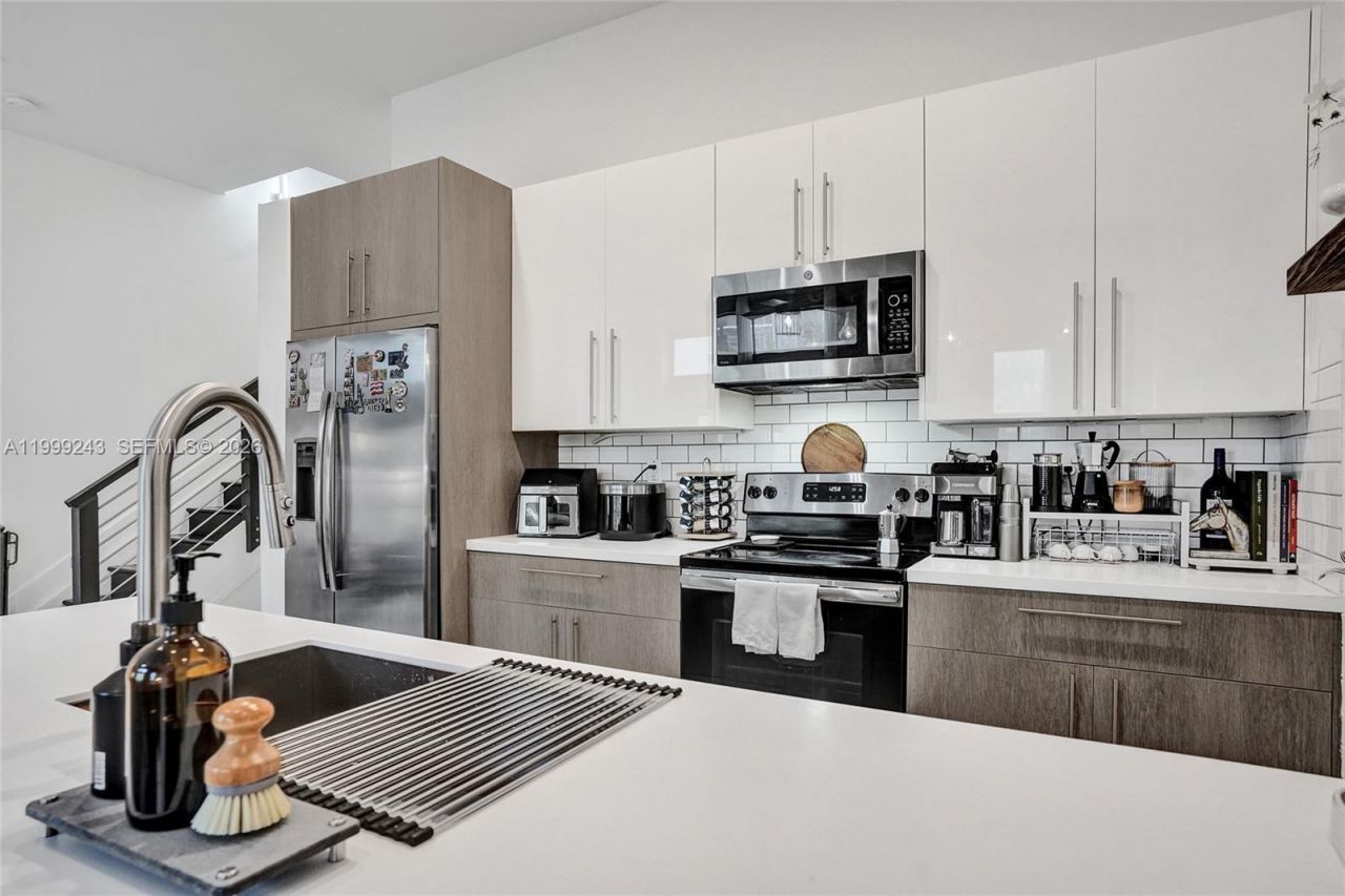 4373 NW 9th St, Plantation, FL 33317 Photo