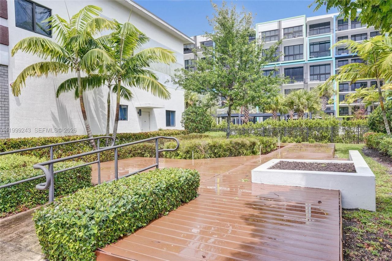 4373 NW 9th St, Plantation, FL 33317 Photo