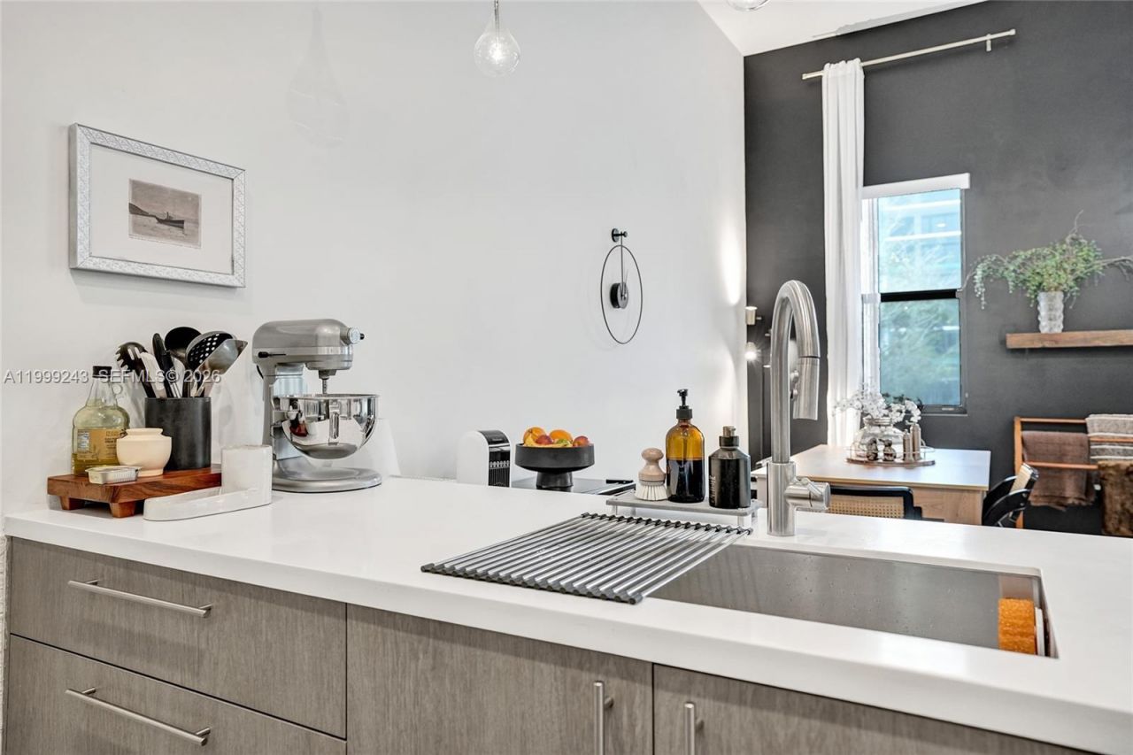 4373 NW 9th St, Plantation, FL 33317 Photo