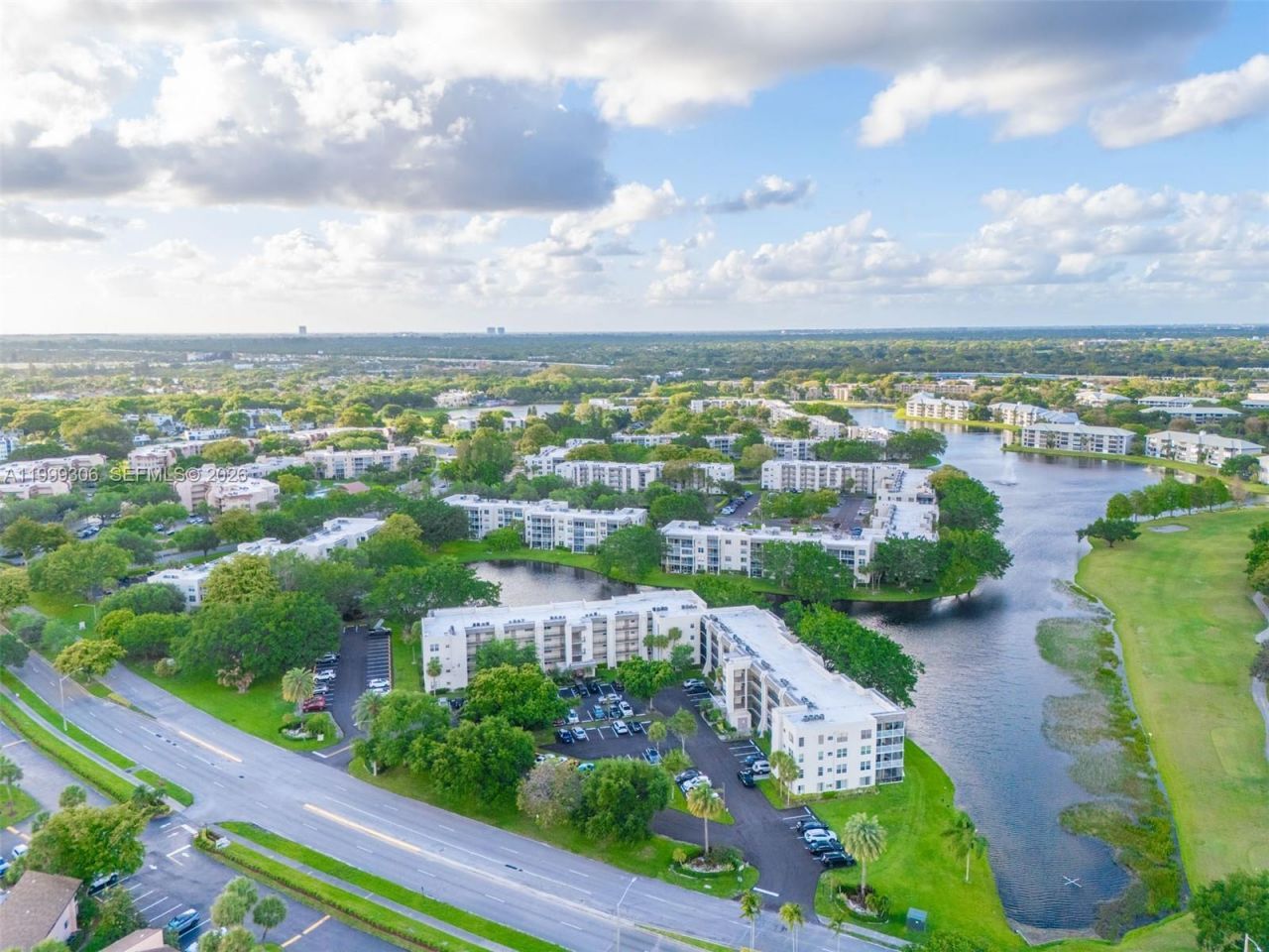 9311 Orange Grove Dr, Unit 211, Davie, FL 33324 Photo